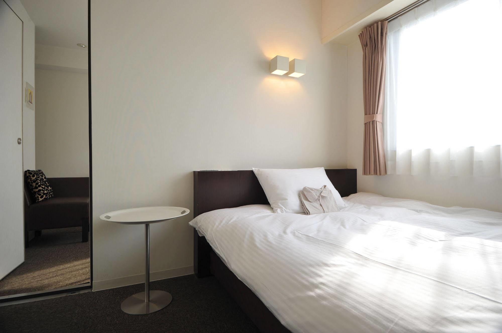 7 Days Hotel Plus Kochi  Exterior photo