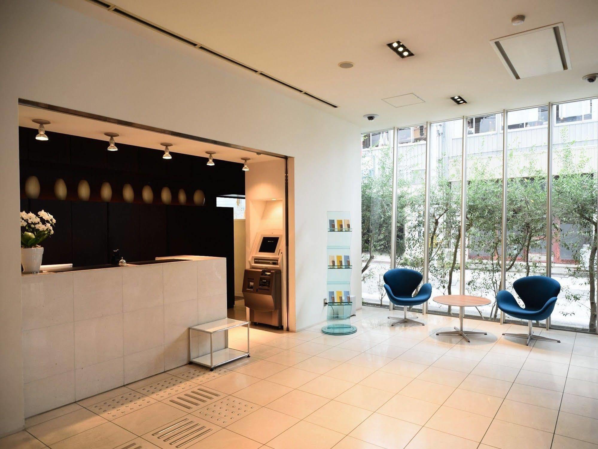 7 Days Hotel Plus Kochi  Exterior photo